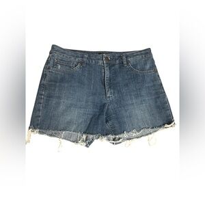 Jones New York denim cut off shorts